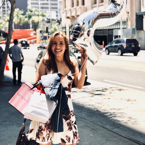 Meet your Posher, Remy - Picture 2 of 6